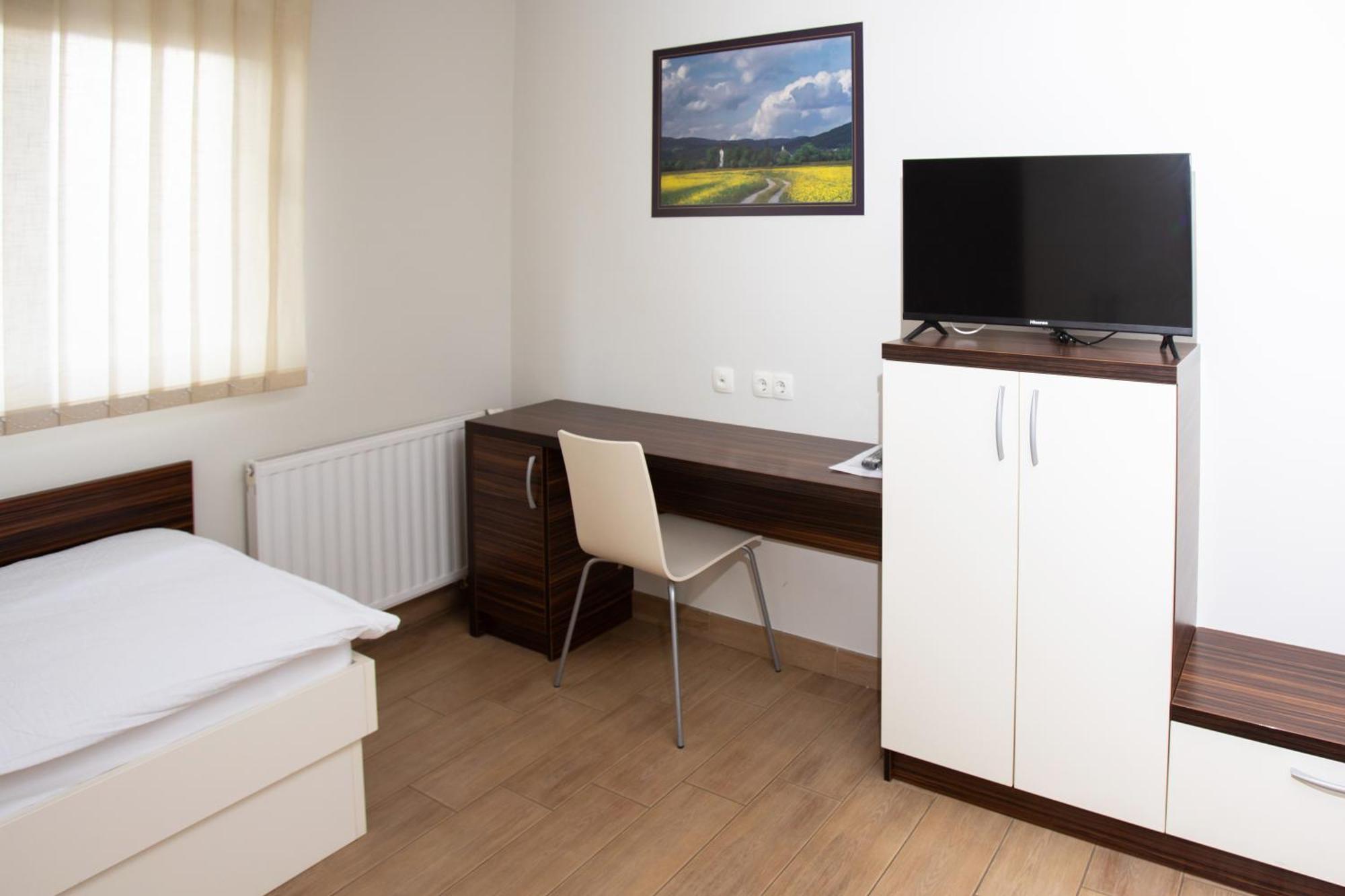 Rooms En Krajcar Церкниця Екстер'єр фото