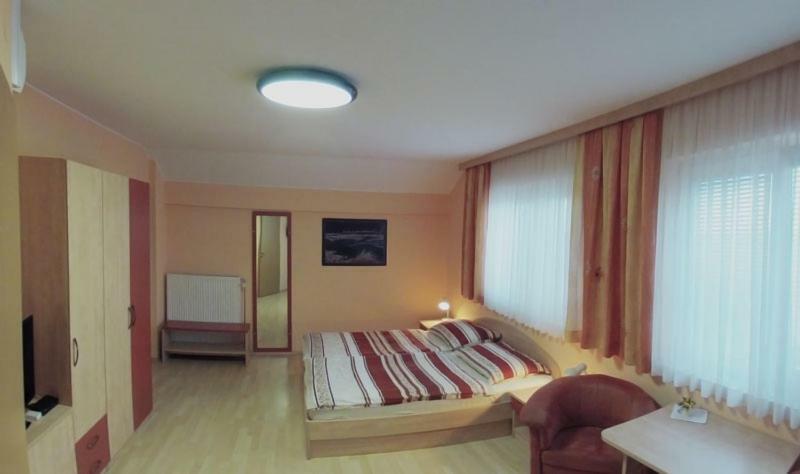 Rooms En Krajcar Церкниця Екстер'єр фото
